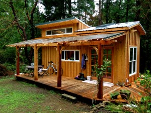 Living in Tiny Houses with Children
